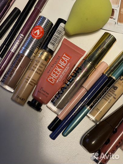 Набор косметики пакетом