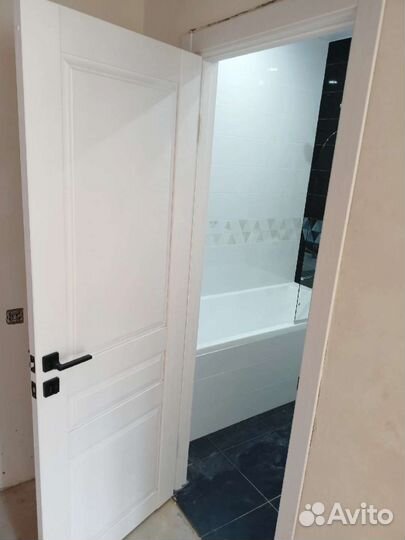 Двери белые классик новые