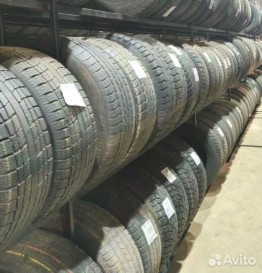 Uniroyal AllSeasonExpert 2 215/65 R16 98Y