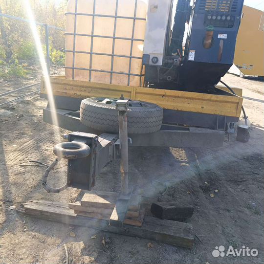 Прицеп для перевозки спецтехники