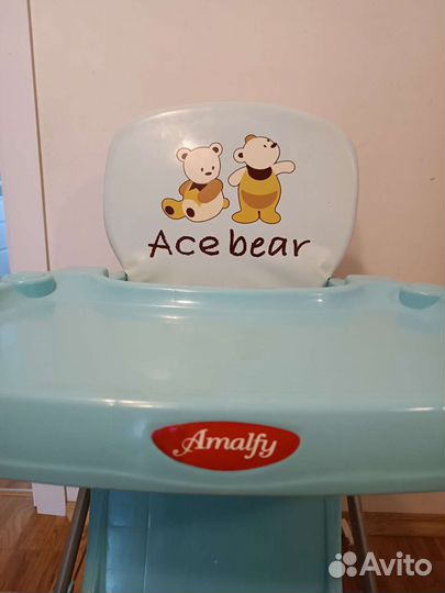 Детский стульчик для кормления