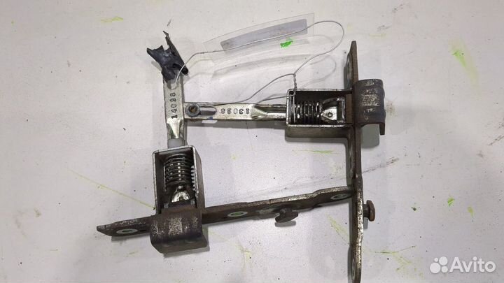 Замок багажника Ford Ranger, 2008