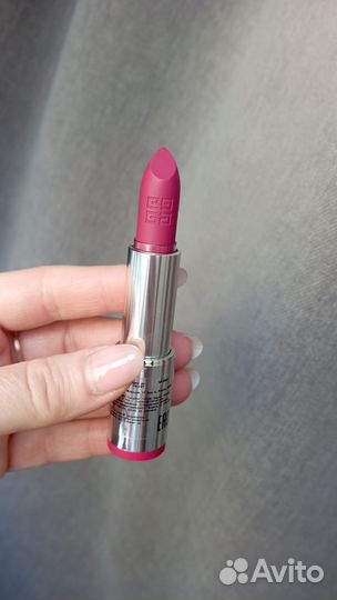 Givenchy. Матовая помада la rouge deep velvet