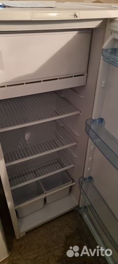 Холодильник Бирюса 2014 года, с документами