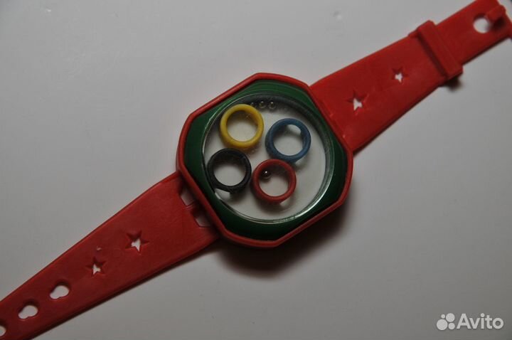 Не очень умные часы (игрушка из 80-х)