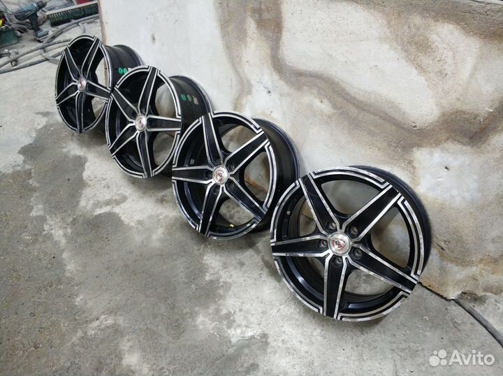 Диски на Ford Mondeo 4, R16 5х108, d63.4