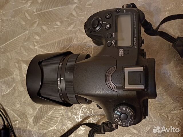 Sony Alpha ilca-77M2 Kit 18-135