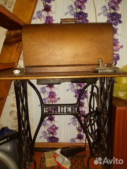 Швейная машина Singer