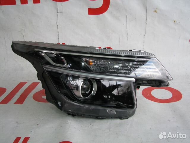 Kia Seltos Фара передняя правая 2019+