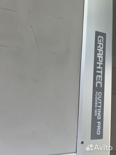 Планшетный режущий плоттер Graphtec FC 2250-120