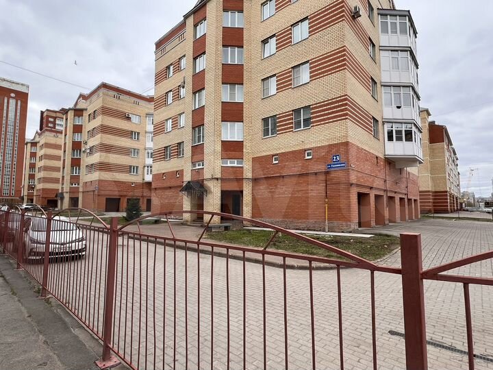 2-к. квартира, 115 м², 2/5 эт.