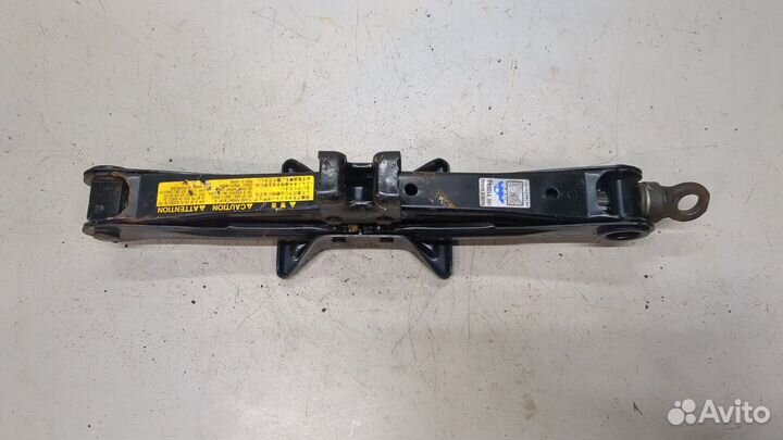 Домкрат Lexus IS, 2007