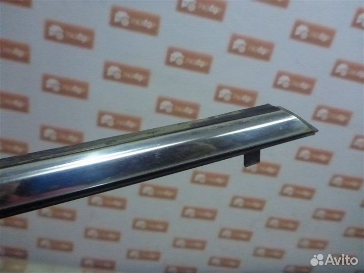 Уплотнитель стекла двери бархотка передний правый