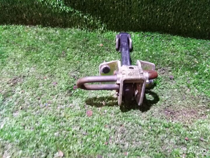 Ограничитель двери передний левый Volvo XC90 C59