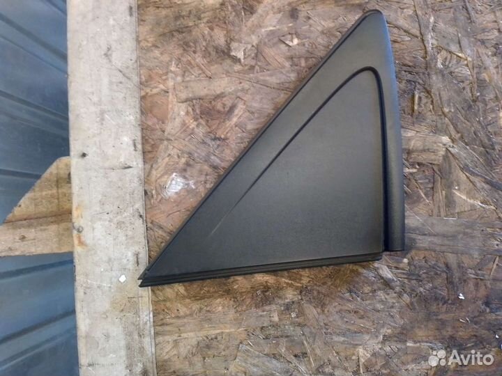 Накладка заднего крыла Hyundai Solaris 1