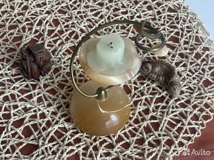 Подсвечник селенит