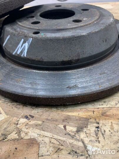 Тормозной диск задний Mercedes-Benz M-Класс W164