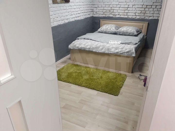 Комната 12 м² в 5-к., 1/5 эт.