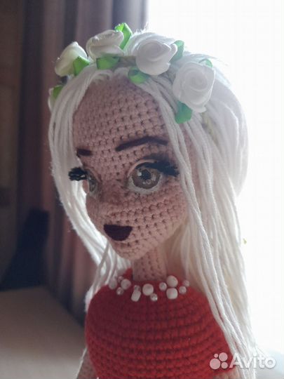 Кукла вязаная каркасная ручной работы