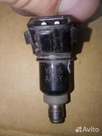 Форсунка топливная Honda Civic 1.3 ат гибрид 2009