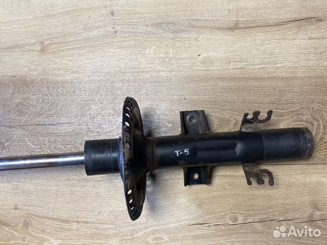 Volkswagen transporter t5 передний амортизатор