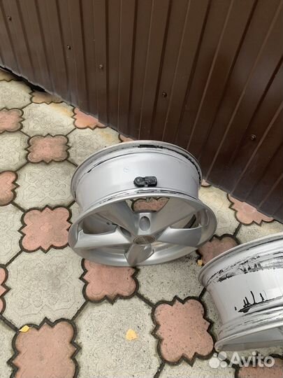 Литые диски 4 штуки R16