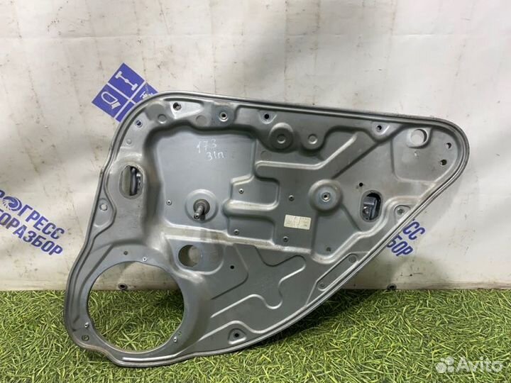 Стеклоподъемник задний правый Ford Focus 2 хэтчбек