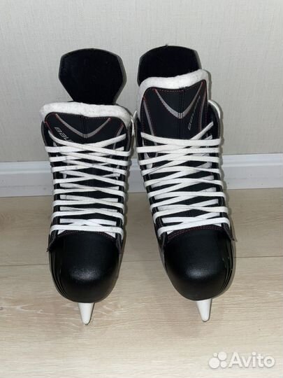 Коньки bauer vapor x200 (стелька 28 см)
