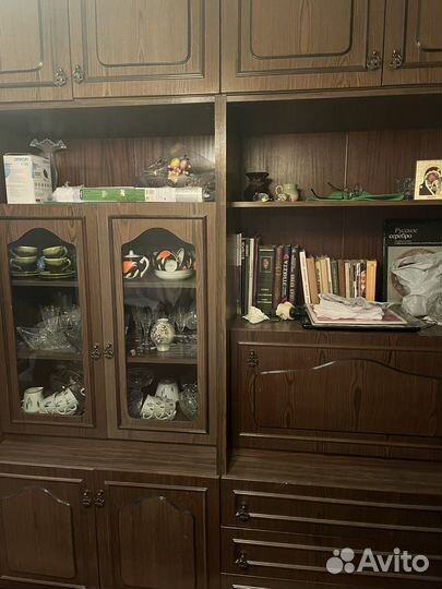 Шкаф бу и кресла