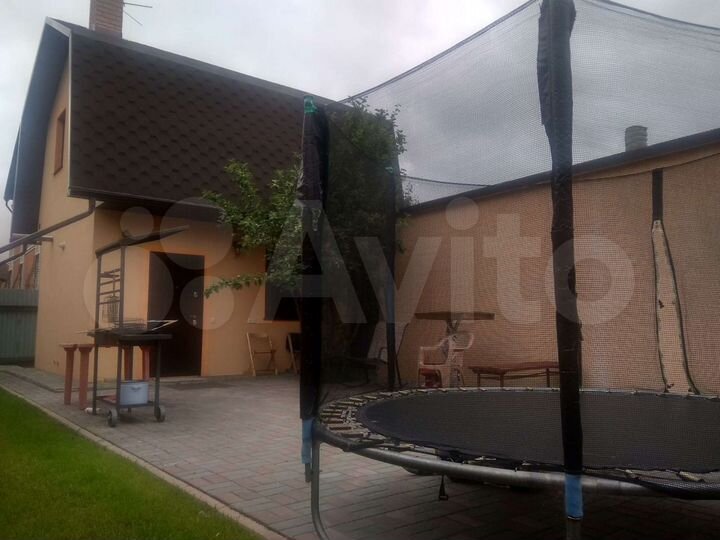 Дом 58 м² на участке 4 сот.