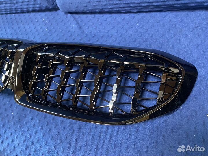 Решетка радиатора bmw 3 g20 ноздри M3 style 2 вида