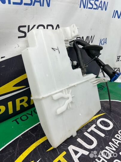 Бачок стеклоомывателя Kia Stinger 1 G6DP 2017-2023