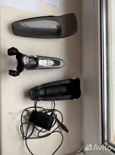 Электрическая бритва Philips Arcitec