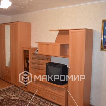 2-к. квартира, 55 м², 4/9 эт.