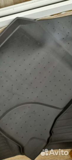 Автомобильные коврики резиновые