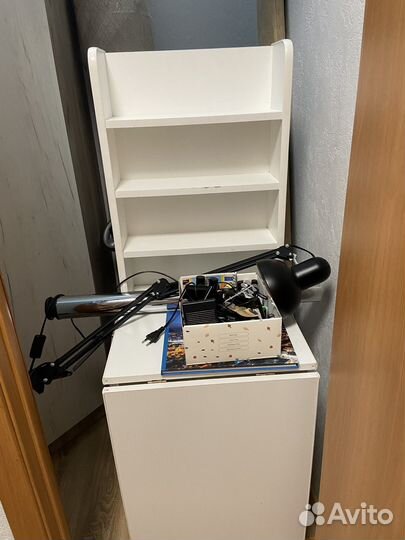 Маникюрный стол складной