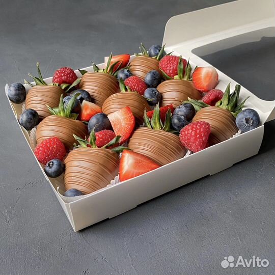 Клубника в шоколаде букеты наборы