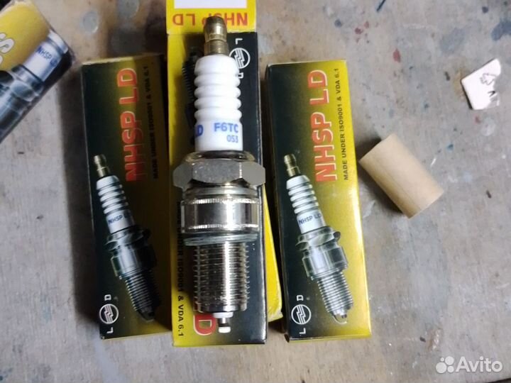 Свеча зажигания F6TC