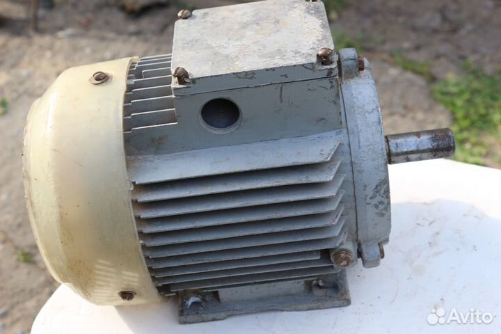 Электродвигатель асинхронный аир80А4У3