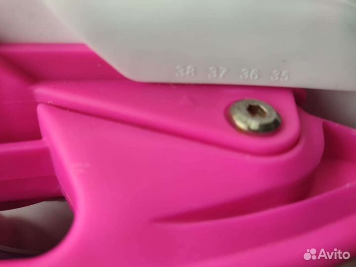 Роликовые коньки