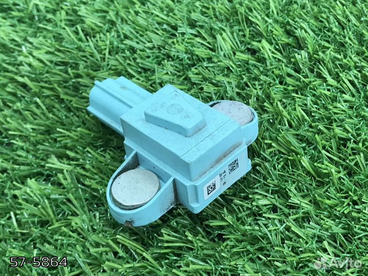 Датчик удара Audi A6 C6