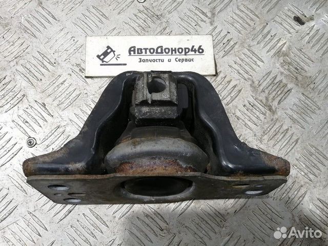 Опора двигателя правая Nissan Note E11