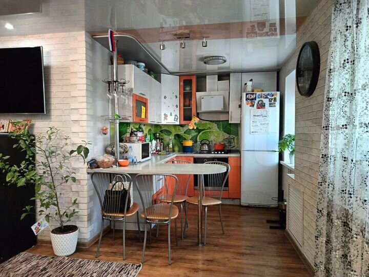 3-к. квартира, 56 м², 4/5 эт.