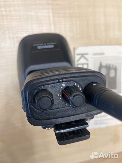 Рация портативная Kenwood