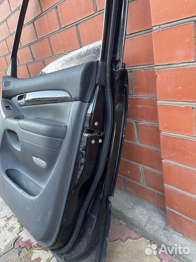 Дверь передняя правая Toyota Land Cruiser Prado