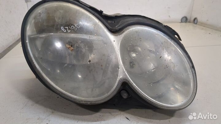 Фара (передняя) правая Mercedes CLK W209