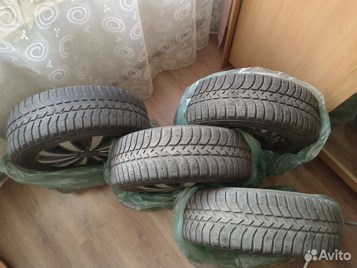 Зимняя резина с дисками 205/60/R16