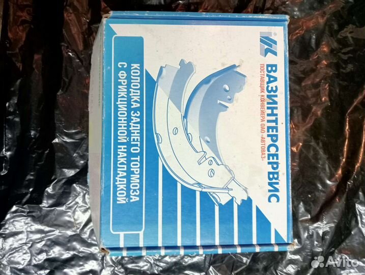 Колодка заднего тормоза