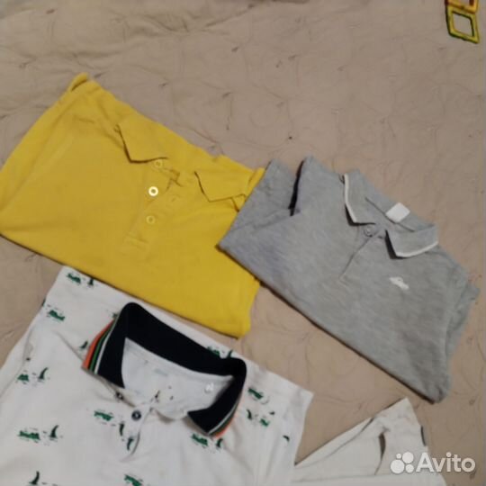 4 больших пакета одежды на мальчика