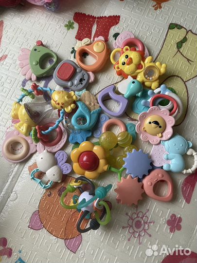 Погремушки, прорезователи